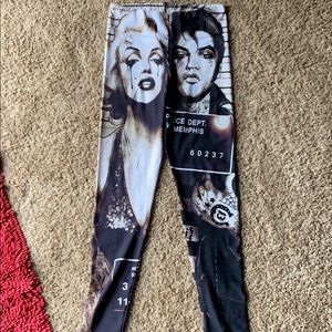 ⭐️ Too fast brand leggings Marilyn Monroe Elvis